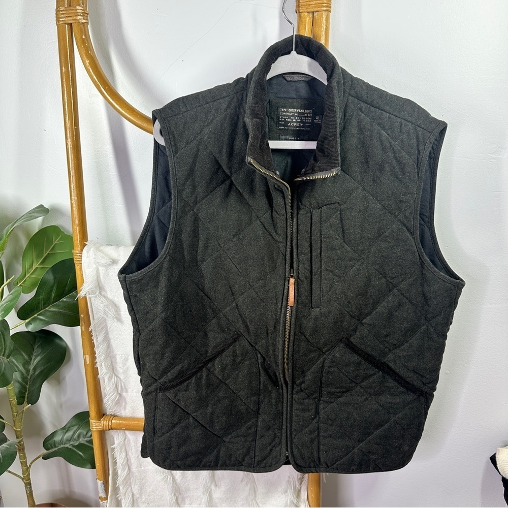 Mens J. Crew Quilted Sussix Vest sz XL